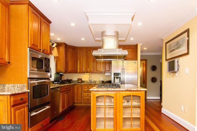 18603 FALLS RD, Hampstead, MD 21074