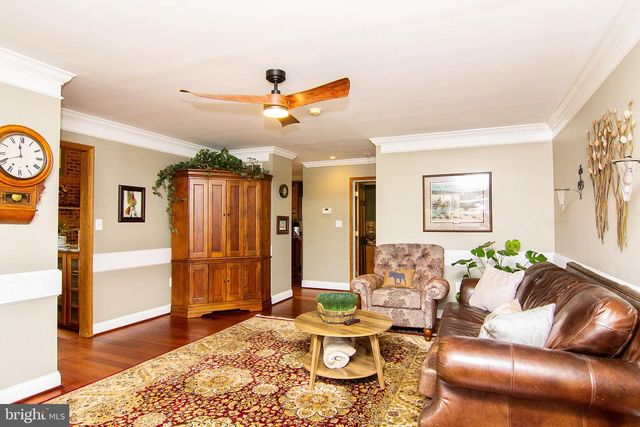 18603 FALLS RD, Hampstead, MD 21074