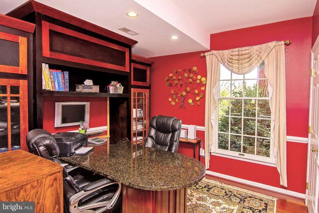 18603 FALLS RD, Hampstead, MD 21074