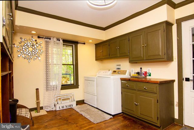 18603 FALLS RD, Hampstead, MD 21074