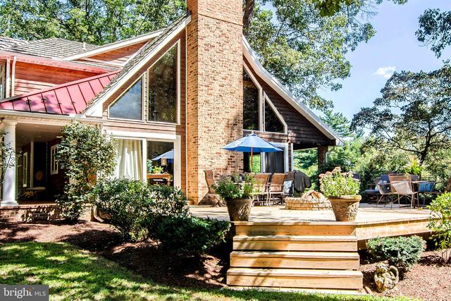 18603 FALLS RD, Hampstead, MD 21074