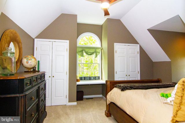 18603 FALLS RD, Hampstead, MD 21074