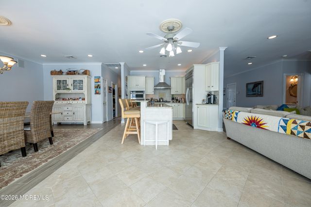 305 Aldo Drive, Toms River, NJ 08753