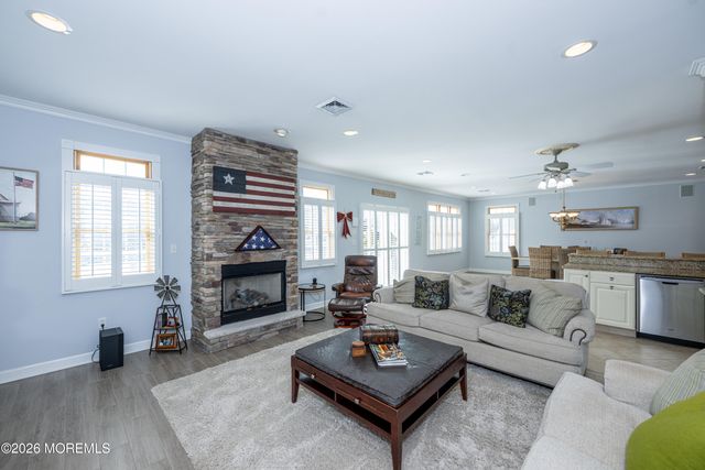 305 Aldo Drive, Toms River, NJ 08753