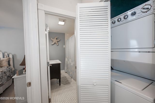 305 Aldo Drive, Toms River, NJ 08753