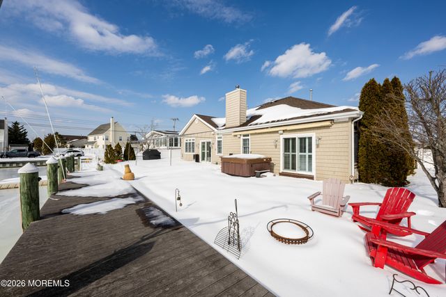 305 Aldo Drive, Toms River, NJ 08753