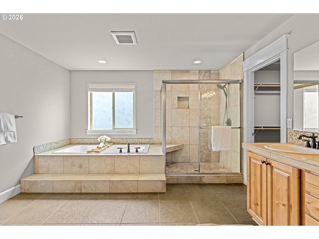 922 Goff Rd, Forest Grove, OR 97116