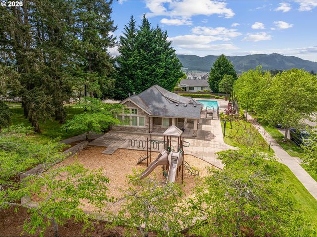 922 Goff Rd, Forest Grove, OR 97116