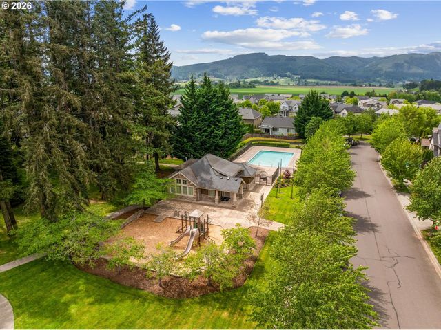 922 Goff Rd, Forest Grove, OR 97116