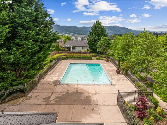 922 Goff Rd, Forest Grove, OR 97116