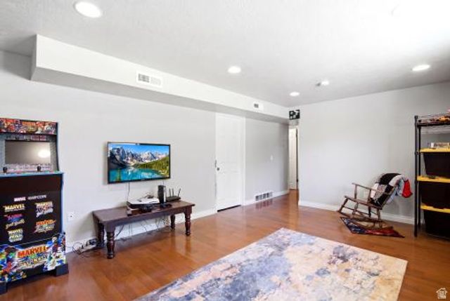 462 W 2225 S, Clearfield, UT 84015