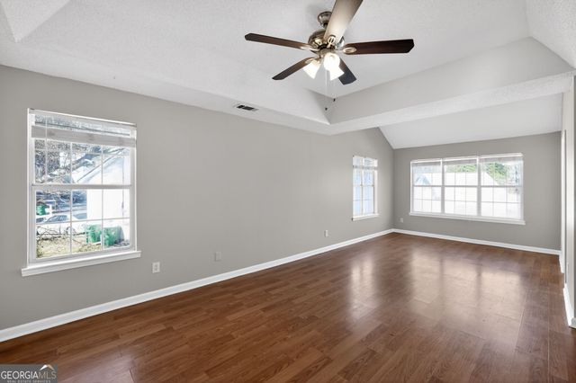 6436 Valerie Bluff, Lithonia, GA 30058