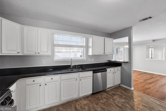 6436 Valerie Bluff, Lithonia, GA 30058