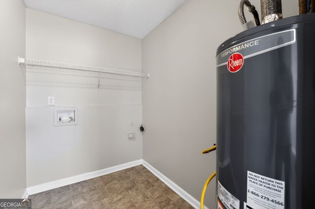 6436 Valerie Bluff, Lithonia, GA 30058