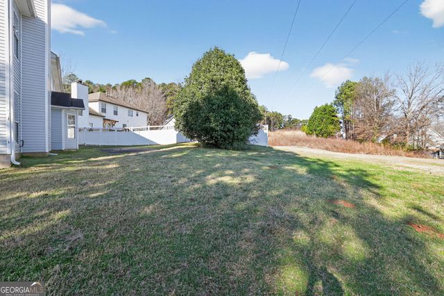 6436 Valerie Bluff, Lithonia, GA 30058