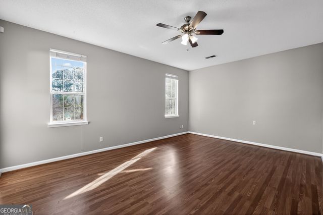 6436 Valerie Bluff, Lithonia, GA 30058