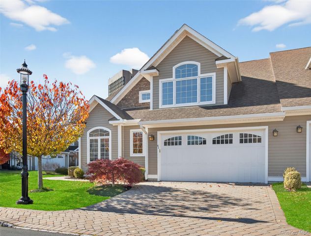 41 Michael Roberts Court, Pearl River, NY 10965