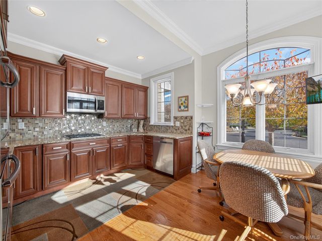 41 Michael Roberts Court, Pearl River, NY 10965