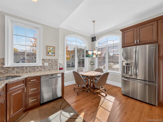 41 Michael Roberts Court, Pearl River, NY 10965