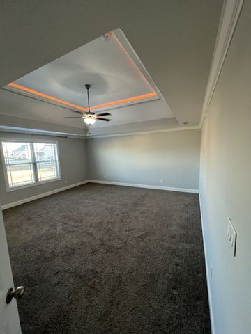 1134 N Ja Tate Dr, Clarksville, TN 37043