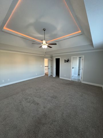 1134 N Ja Tate Dr, Clarksville, TN 37043