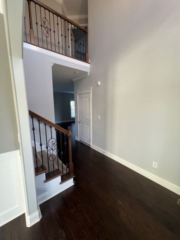 1134 N Ja Tate Dr, Clarksville, TN 37043