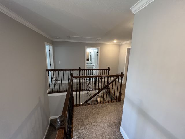 1134 N Ja Tate Dr, Clarksville, TN 37043