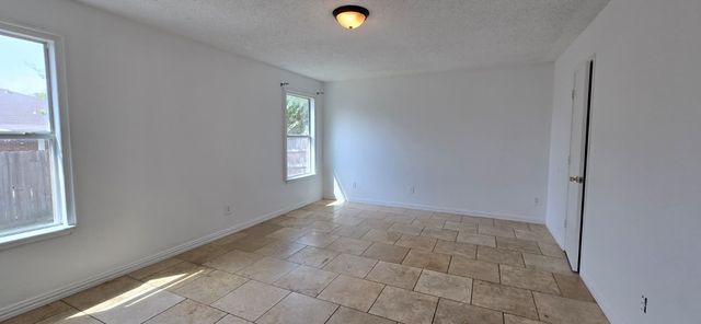 5540 Camarillo Drive, Fort Worth, TX 76244