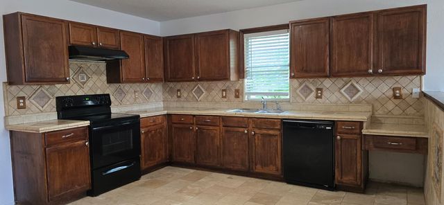 5540 Camarillo Drive, Fort Worth, TX 76244