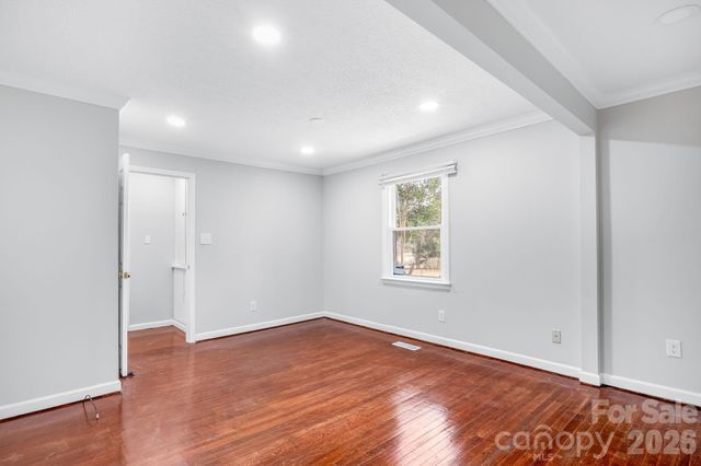 2447 Old NC 27 Highway 10, Mount Holly, NC 28120