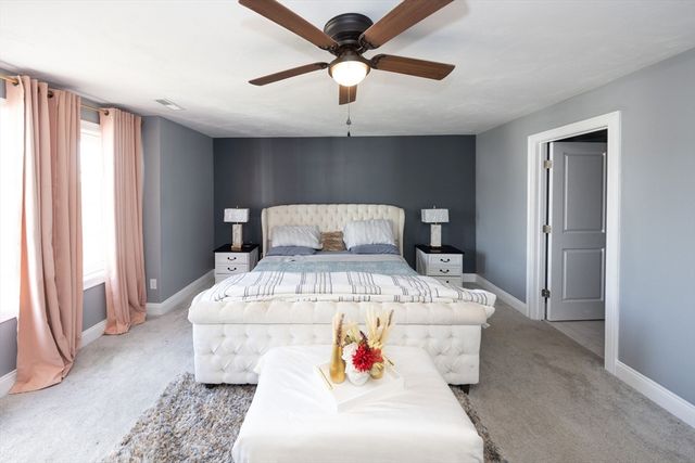 27 Pouts Lane 27, Uxbridge, MA 01569