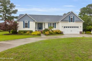 901 Caracara Drive, New Bern, NC 28560