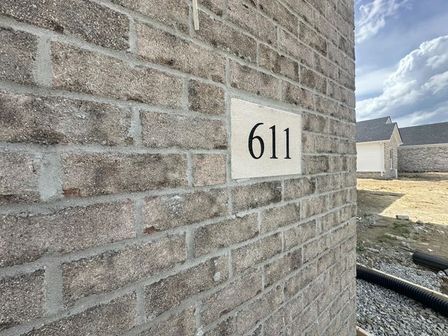 611 Comanche Drive, Richmond, KY 40475