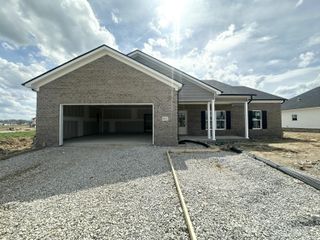 611 Comanche Drive, Richmond, KY 40475