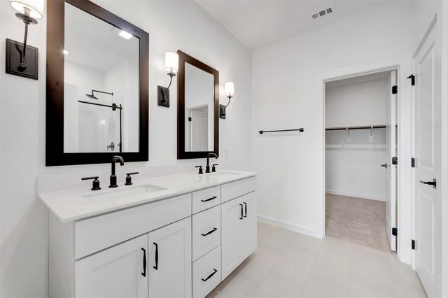 2133 Maple Ridge Drive, Van Alstyne, TX 75495