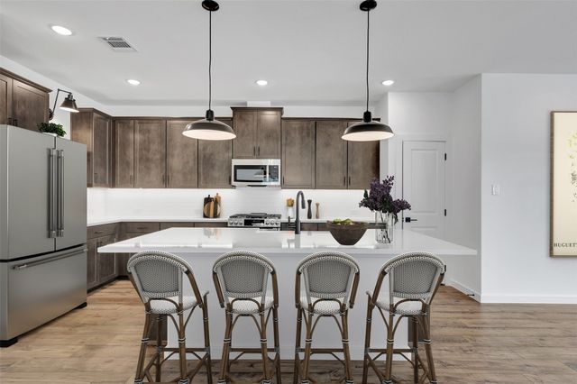 2133 Maple Ridge Drive, Van Alstyne, TX 75495