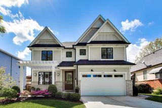 630 S Hillside Avenue, Elmhurst, IL 60126