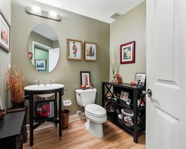 500 E Grant Street 810, Minneapolis, MN 55404