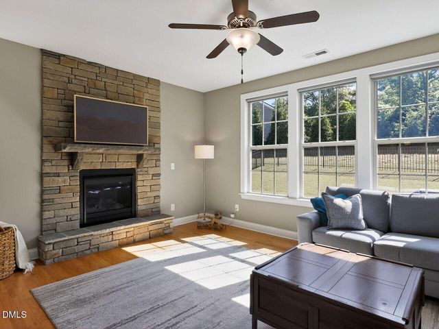 704 Wildwood Farm Way, Holly Springs, NC 27540