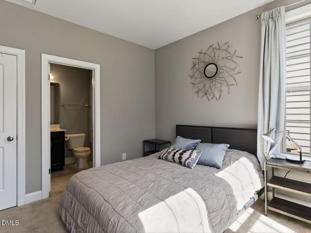 704 Wildwood Farm Way, Holly Springs, NC 27540