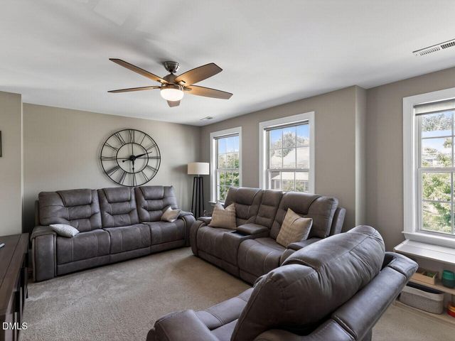 704 Wildwood Farm Way, Holly Springs, NC 27540
