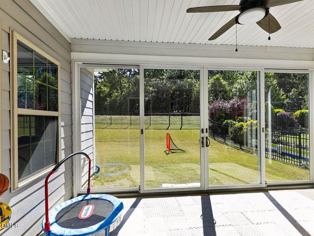 704 Wildwood Farm Way, Holly Springs, NC 27540