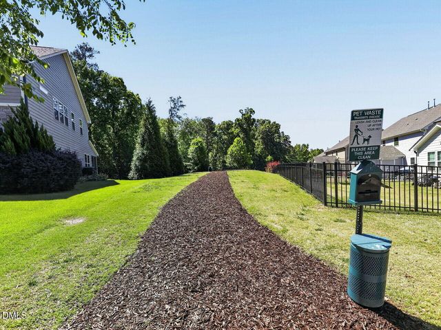 704 Wildwood Farm Way, Holly Springs, NC 27540