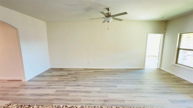 2037 Delta Downs Drive, Seagoville, TX 75159