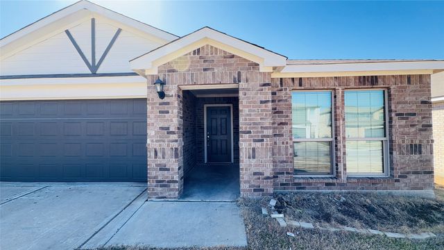 2037 Delta Downs Drive, Seagoville, TX 75159