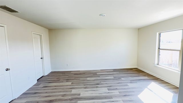 2037 Delta Downs Drive, Seagoville, TX 75159