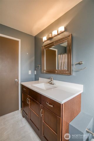 45 Baretich Road, Aberdeen, WA 98520