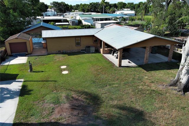 2096 HUNTER ROAD, Okeechobee, FL 34974