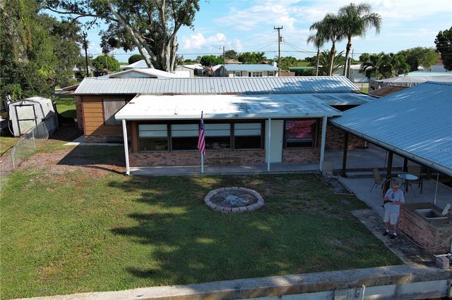 2096 HUNTER ROAD, Okeechobee, FL 34974