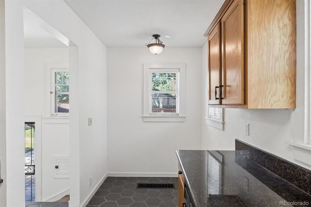 2277 Ivanhoe Street, Denver, CO 80207